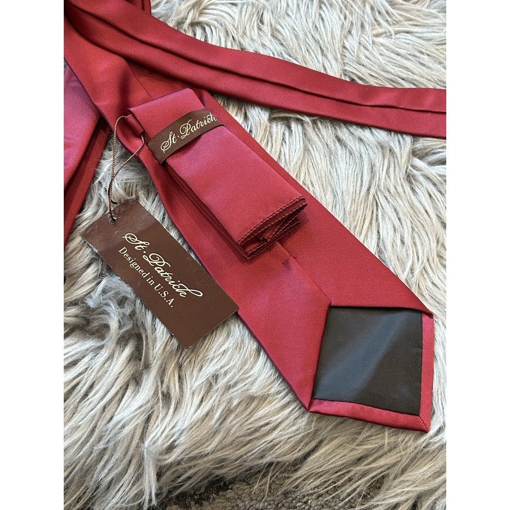 St Patrick Tie‎ & Hanky Dark Burgundy Men's 58" Microfiber NWT